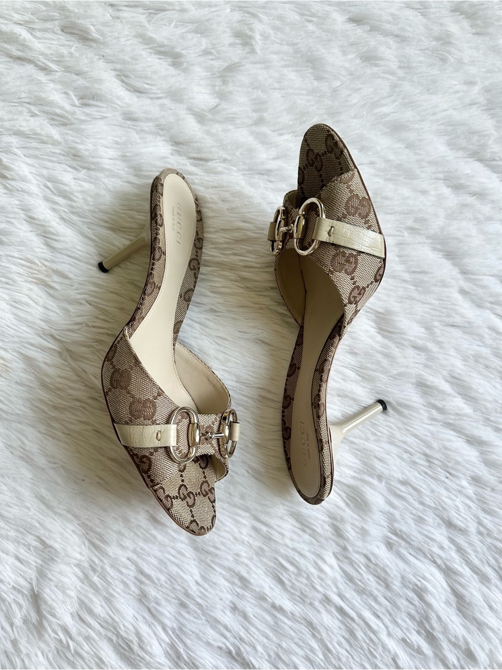 Vintage Gucci Monogram Horsebit Heels - Picture 5 of 8